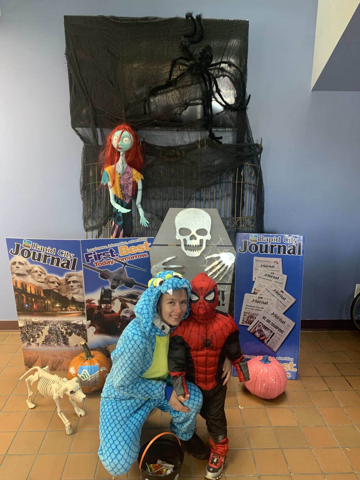 Halloween Pictures to run in Thursday's paper 018.JPG